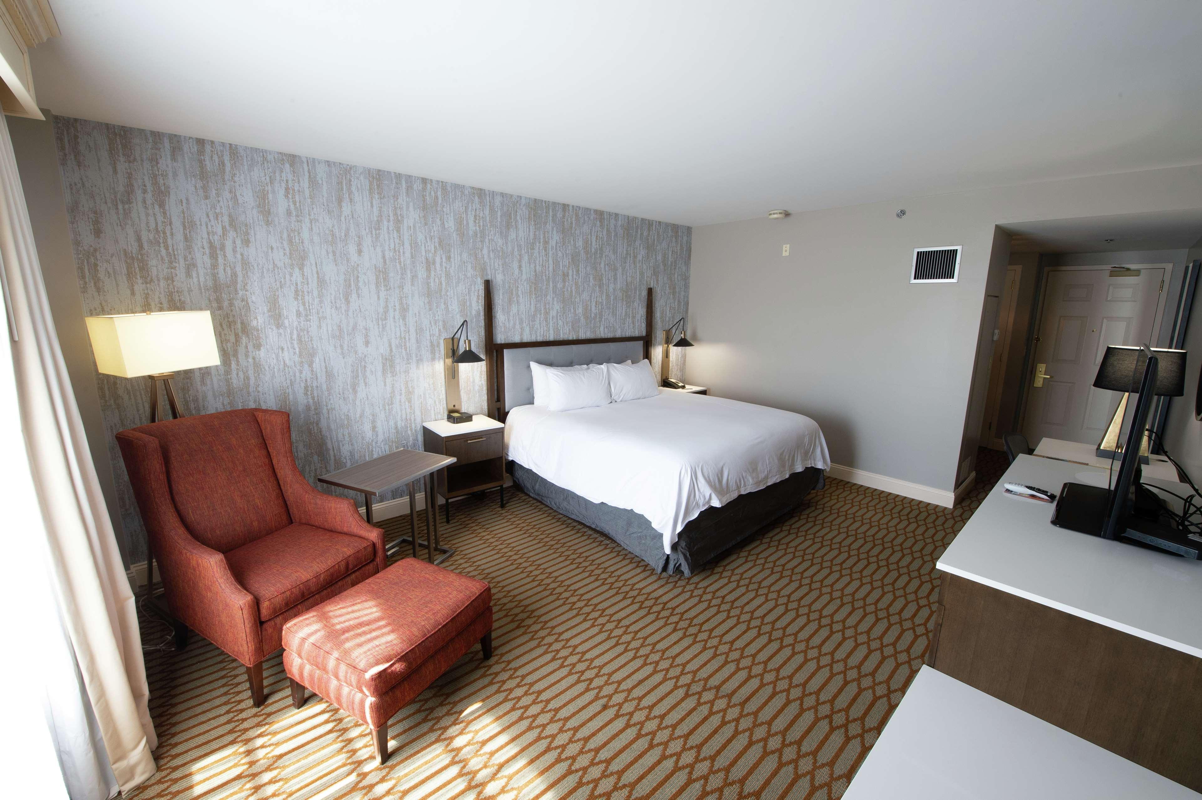 Virginia Crossings Hotel, Tapestry Collection By Hilton Ґлен-Аллен Екстер'єр фото